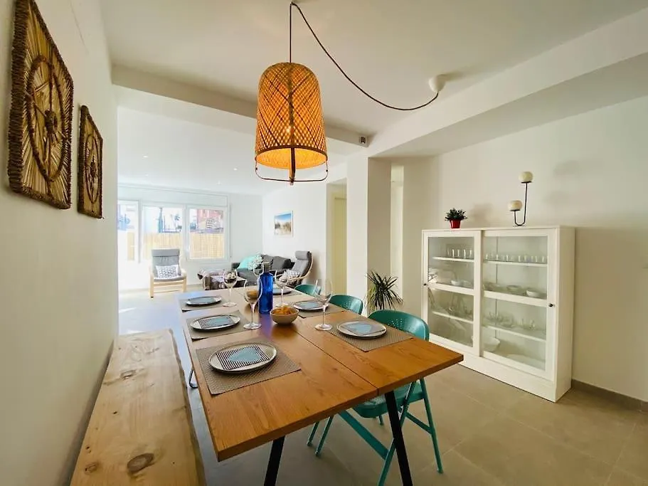 Appartamento Apartamentos Aquarium 100 M2 Next To The Beach Roses Spagna