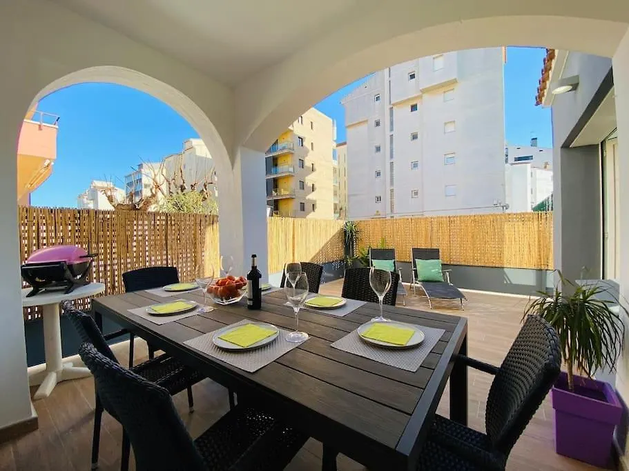 Apartamentos Aquarium 100 M2 Next To The Beach Roses